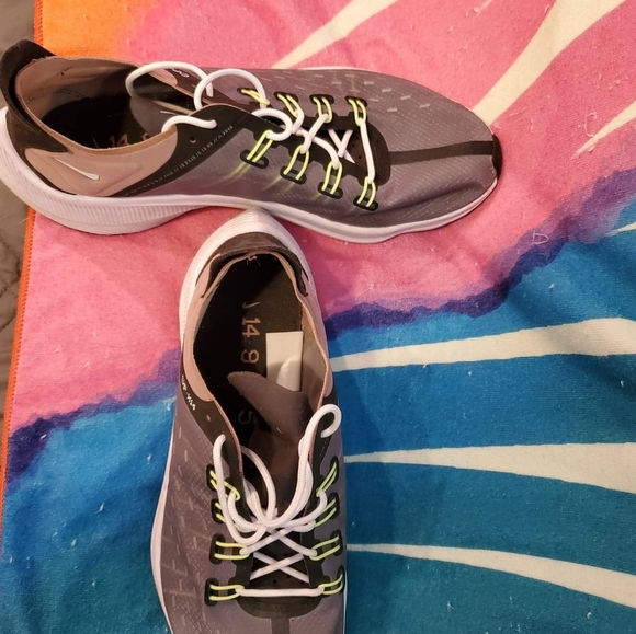 Nike EXP-X14 Size 10.5 - Picture 4 of 4